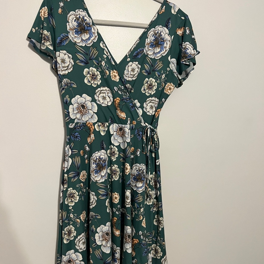 Kaileigh Faux Wrap Knit Dress Size Small